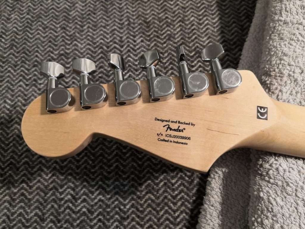 displays best tuners of squier bullet stratocaster