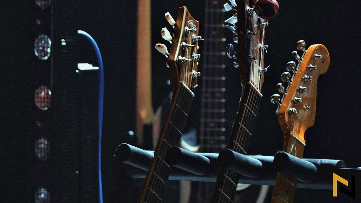 Photo shows readers multi-guitar stand