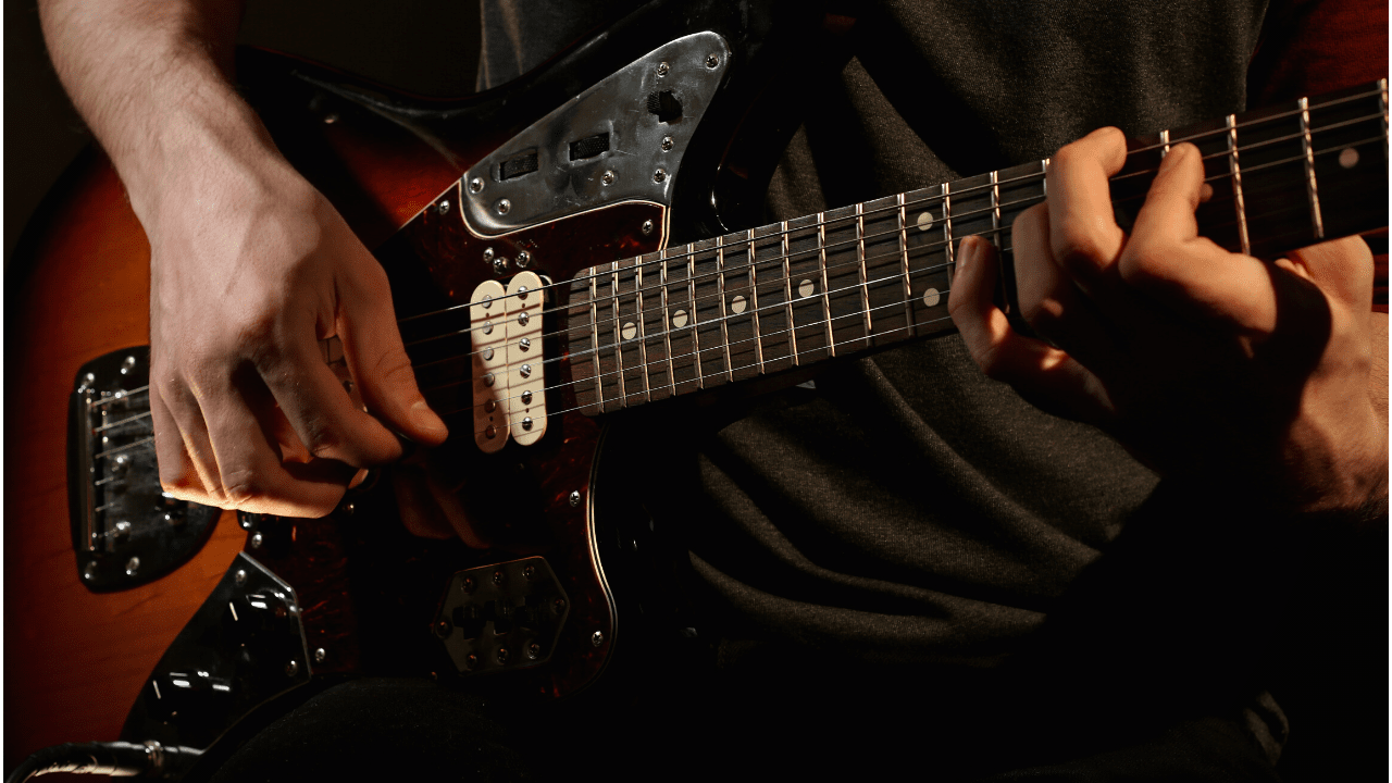 displays an offset guitar with humbuckers