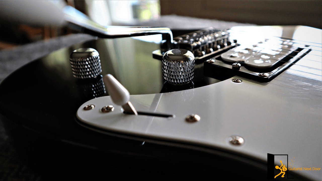 displays a Guitar With Coil Split