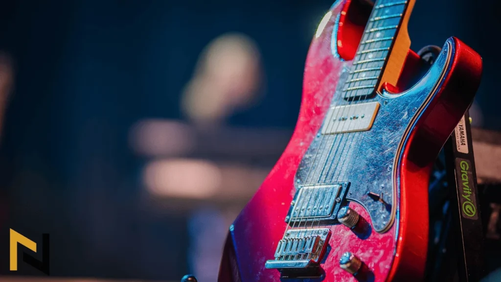 displays guitar with P90 and Humbucker Pickup